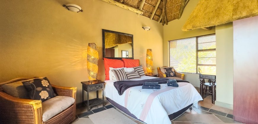 PRM155-  Thutlwa Lodge