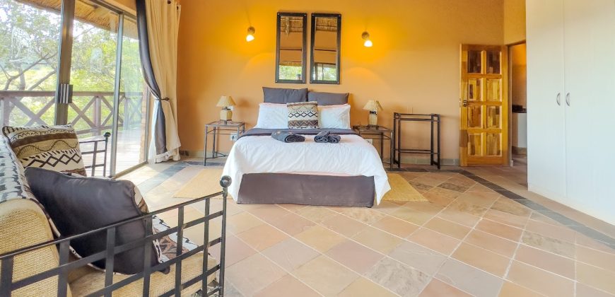 PRM155-  Thutlwa Lodge
